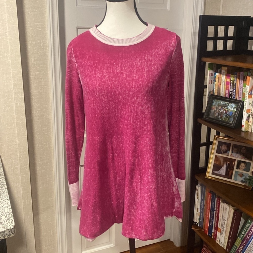 Logo Distressed Sweater with Contrast Detail - Picture 4 of 9